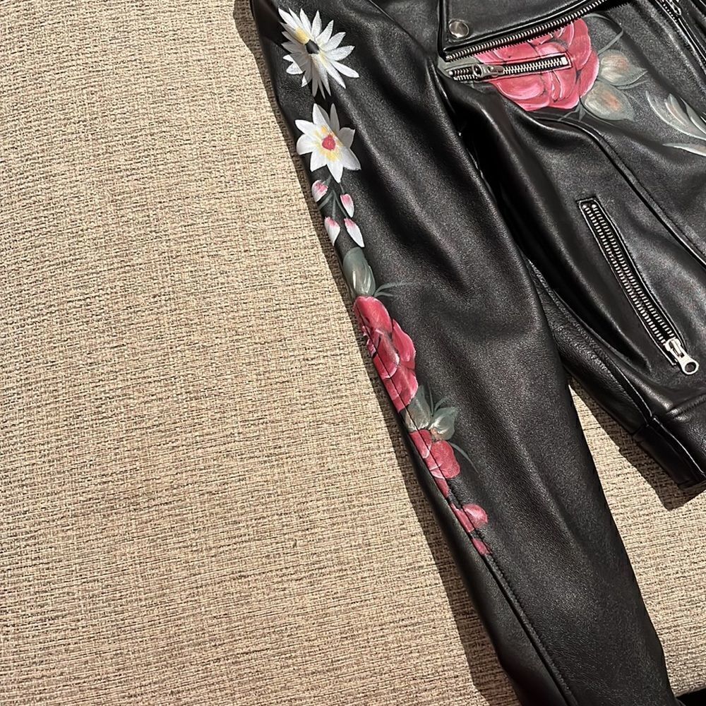 Leather jacket  - Picture 3 of 9